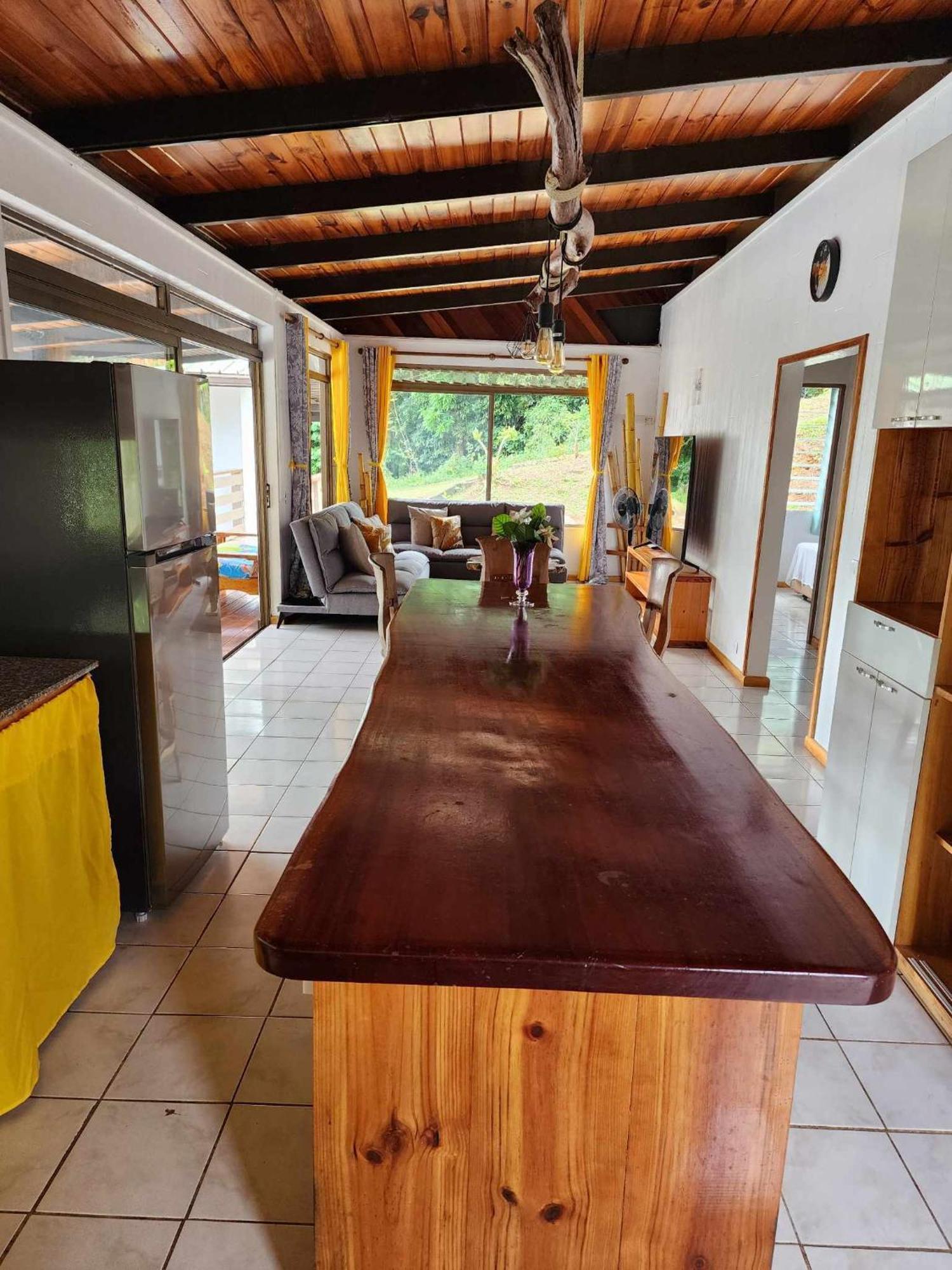Appartements Au Coeur De Maharepa Maharepa  Exterior photo